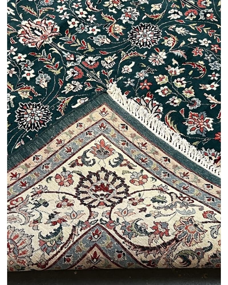 Persian Wool view 4