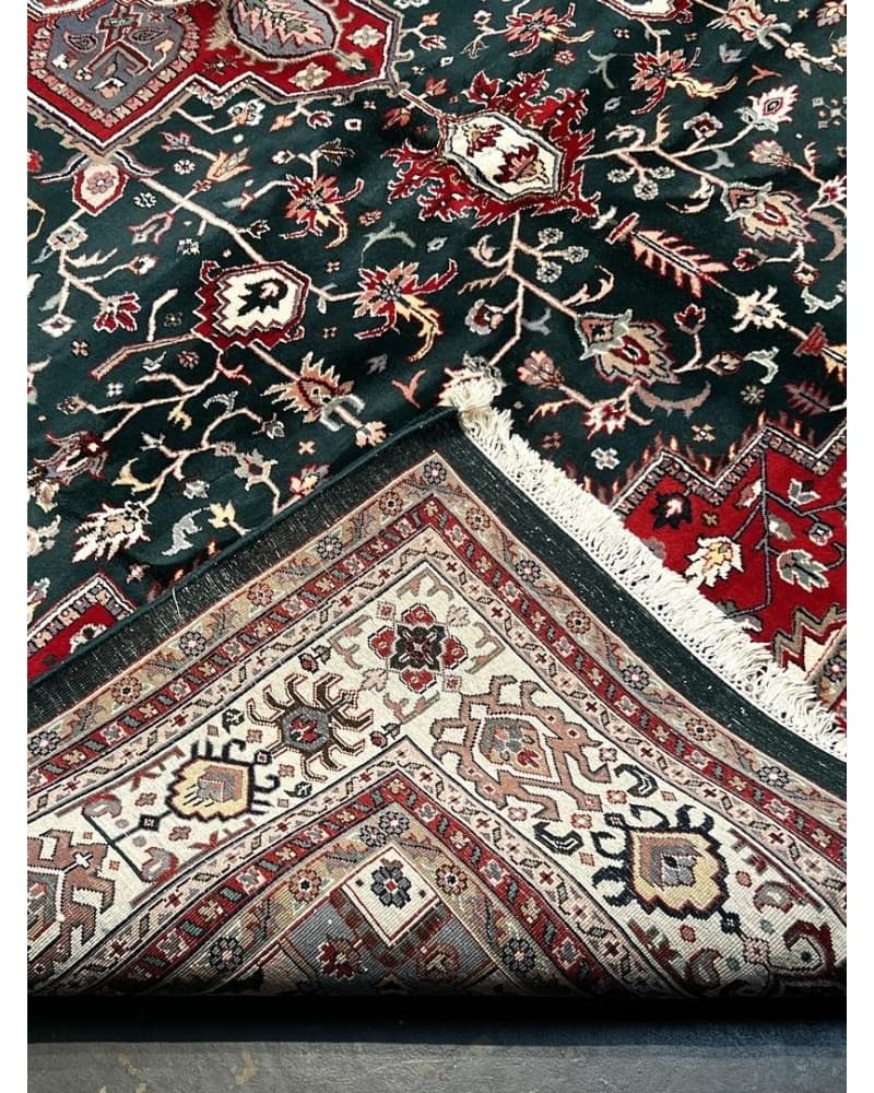 Persian Wool view 4