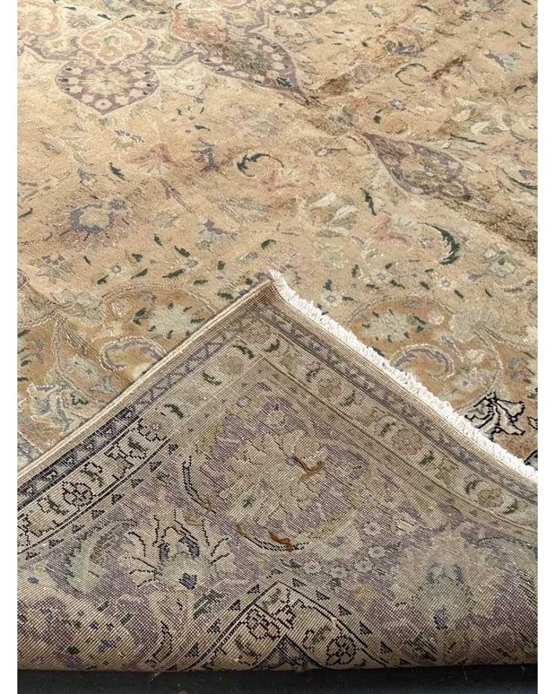 Tabriz Wool view 4