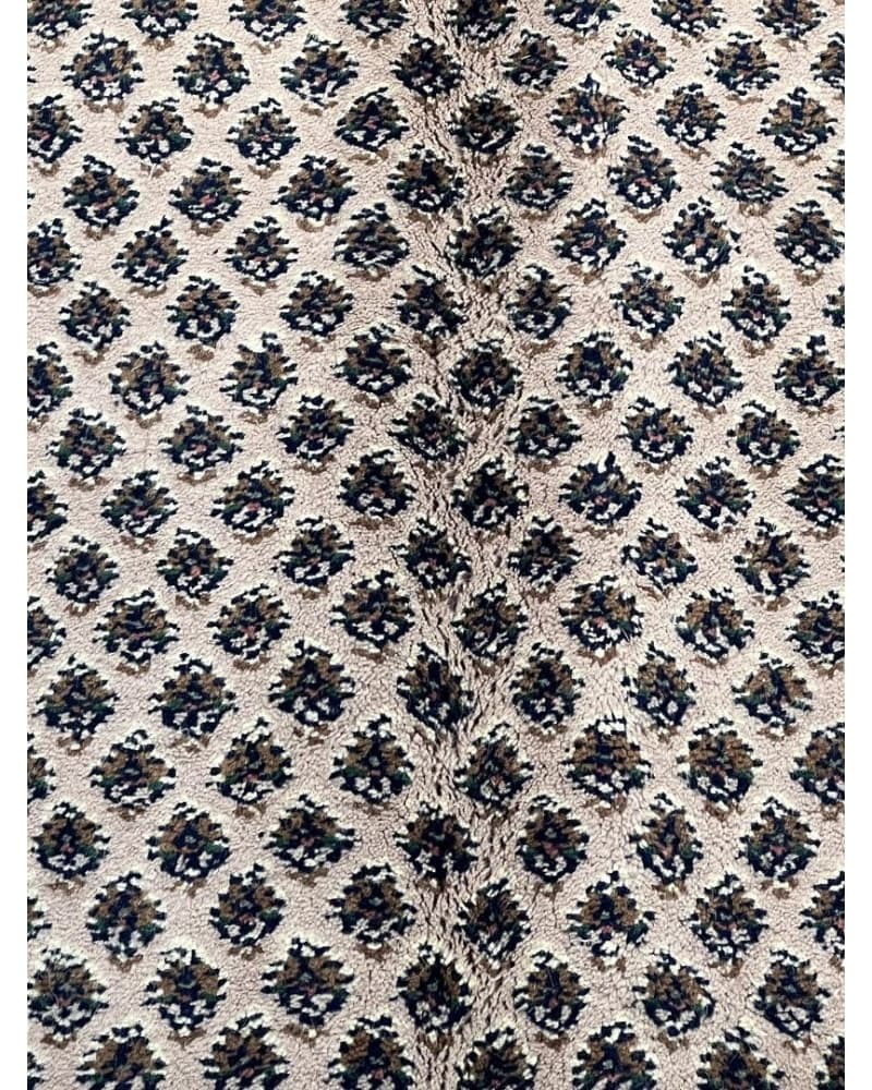 Persian Wool view 3