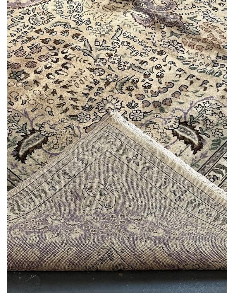 Tabriz Wool view 4