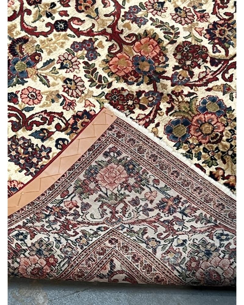 Kashan Wool & Silk view 4